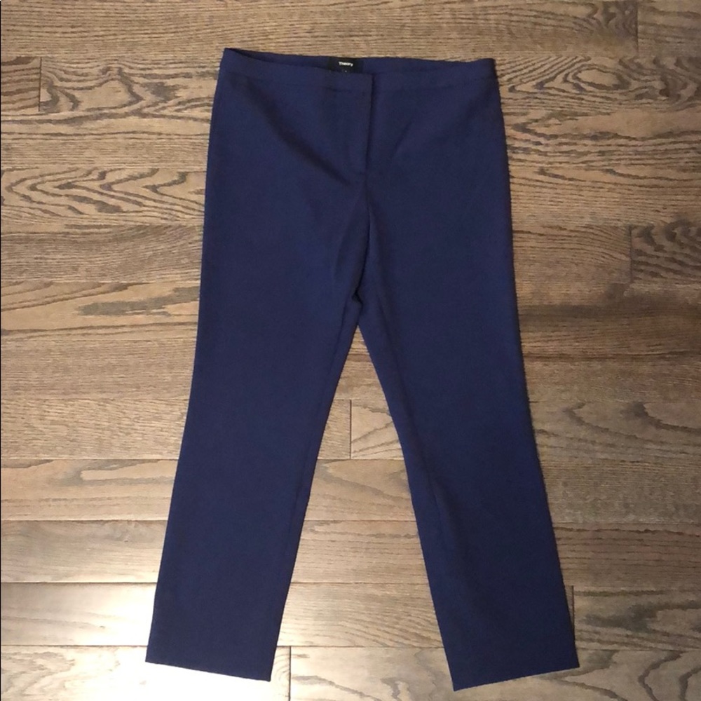 Theory navy stretchy straight crop pants size 6